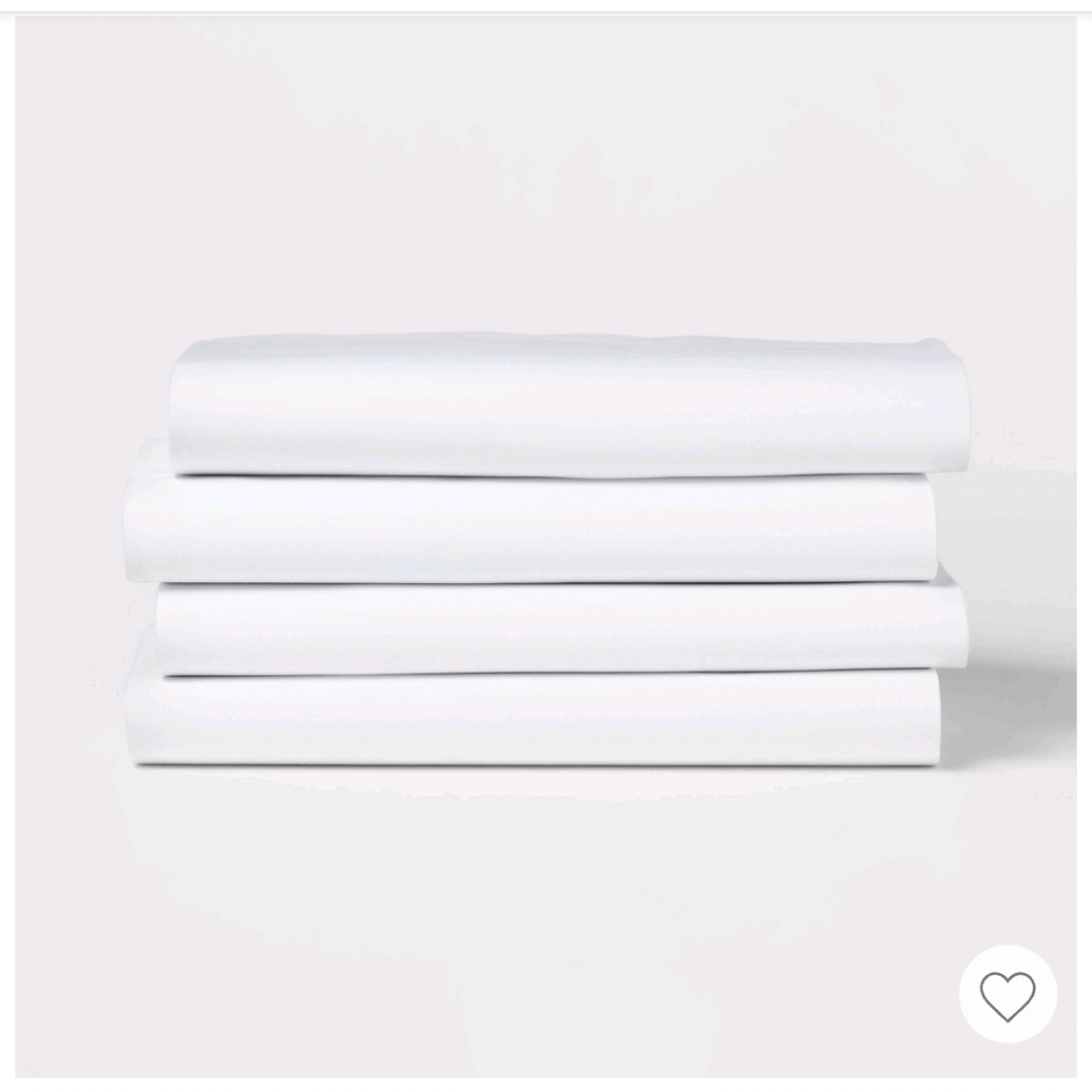 Room Essentials  - Queen 4pk Solid Microfiber Fitted Sheet White